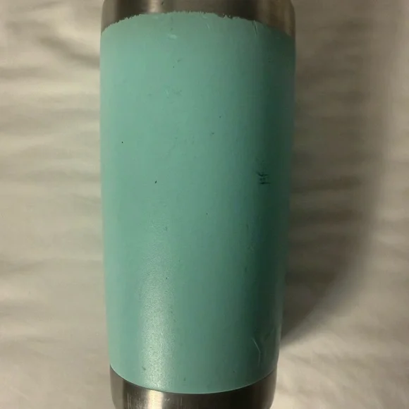 20 oz Yeti Seafoam Insulated Tumbler with Stainless Accents - Picture 2 of 6